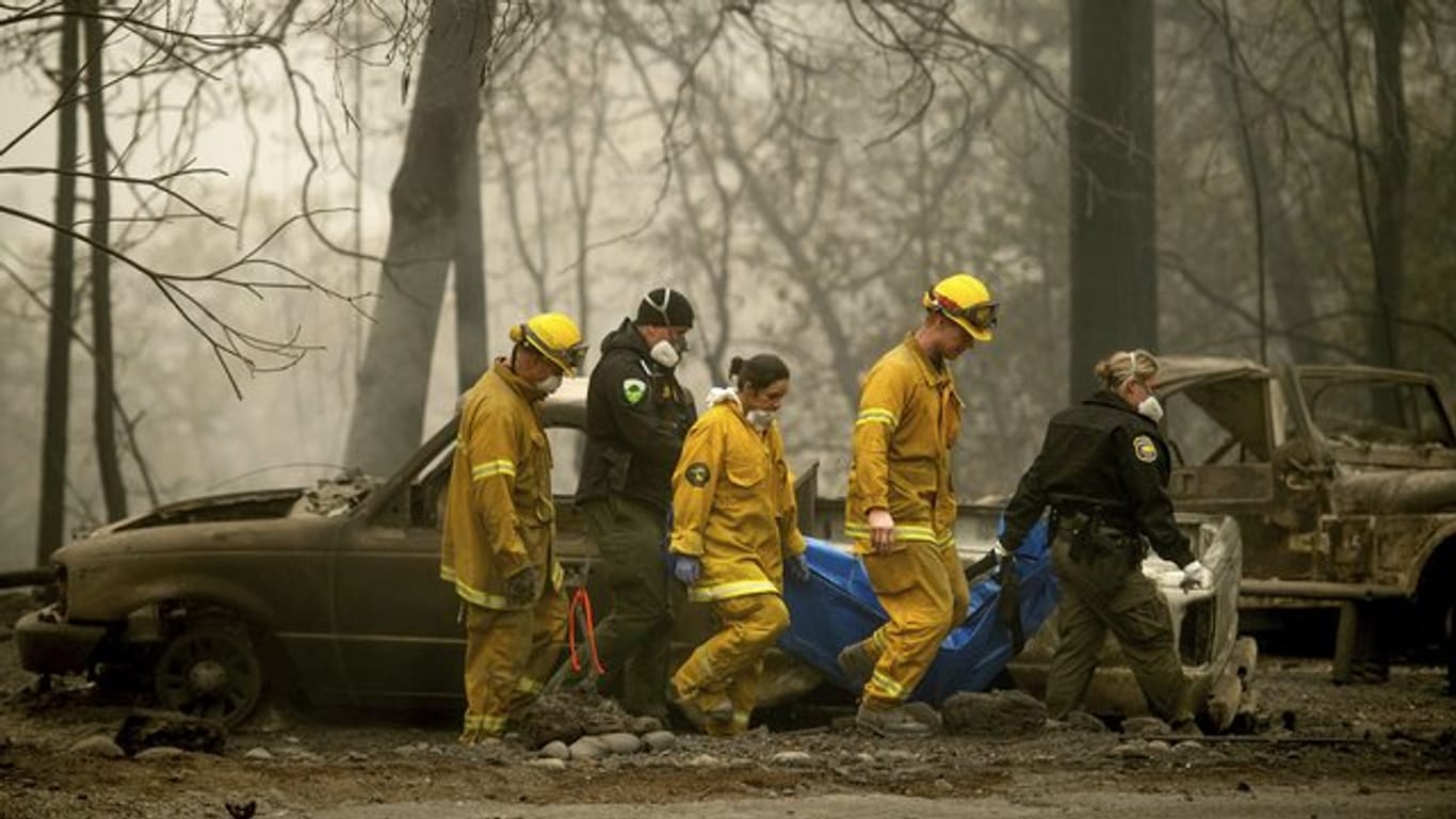 Die Großbrände in Kalifornien sind noch lange nicht unter Kontrolle und fordern jeden Tag mehr Opfer.