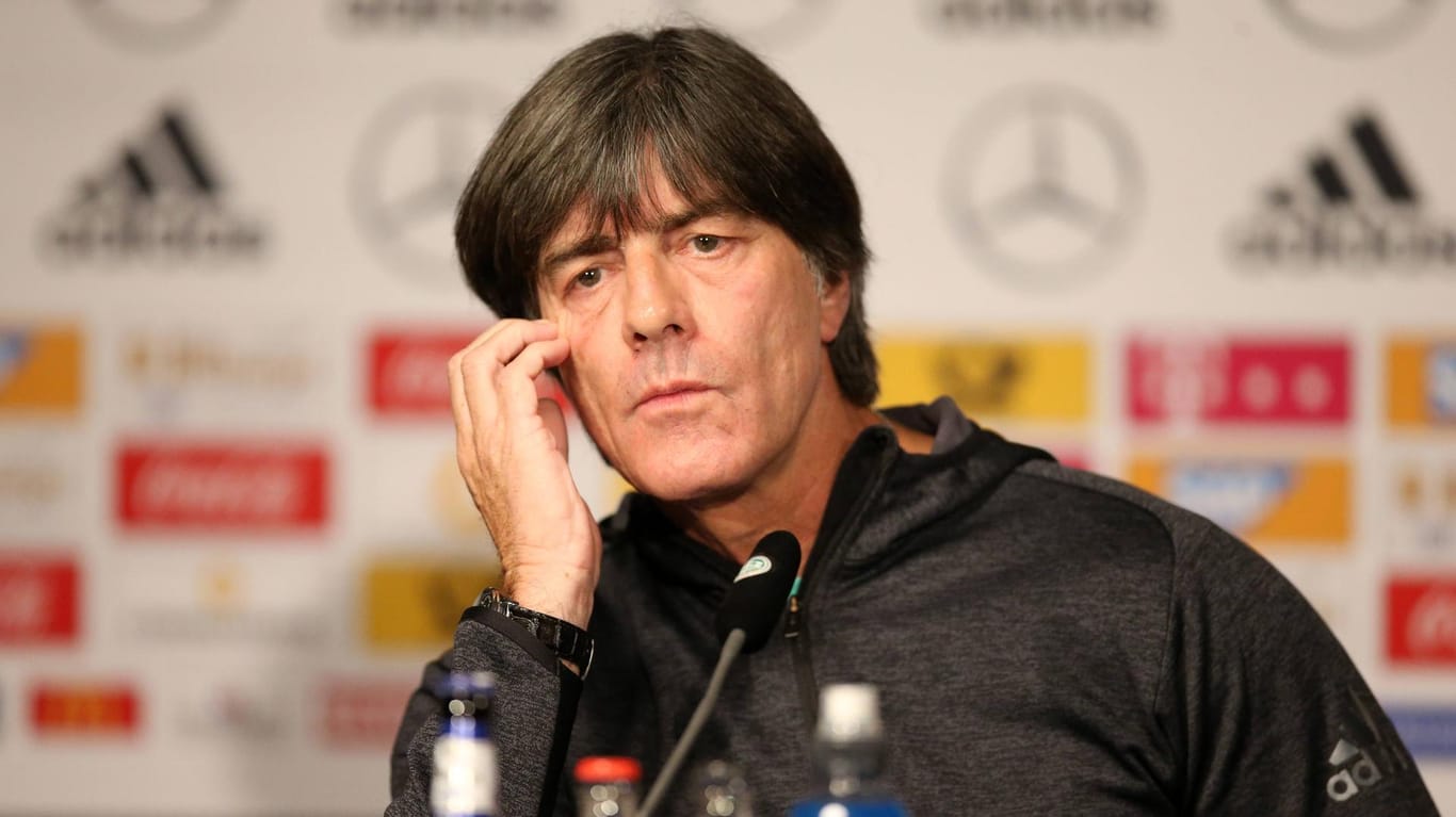 Joachim Löw: Der Bundestrainer hat sich zum schleppenden Ticket-Verkauf geäußert.