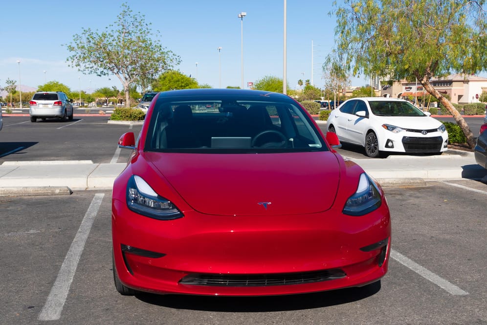 Tesla Model 3: Bald soll das Elektroauto auch in Europa fahren.