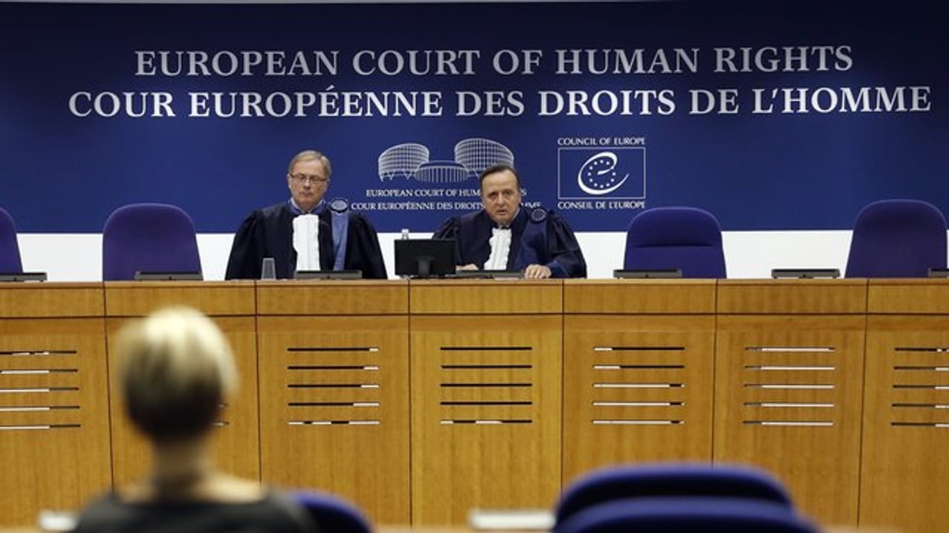 Der Europäische Gerichtshof hat Russland wegen mehrerer Festnahmen des Kremlkritikers Alexej Nawalny verurteilt.