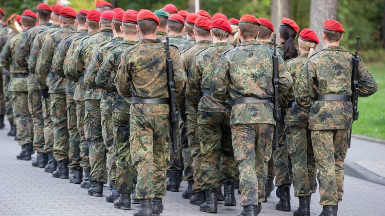 Gemeinsame Streitkräfte: Über die Hälfte der Deutschen wollen eine EU-Armee.