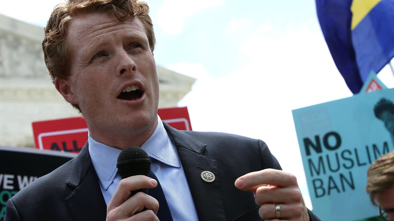 Joe Kennedy bei einer Demo vor dem Supreme Court: "Die größte Herausforderung der Demokraten ist Glaubwürdigkeit"