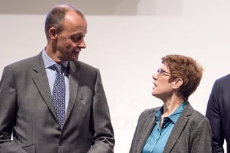 Konkurrenten um den CDU-Vorsitz: Friedrich Merz und Annegret Kramp-Karrenbauer.