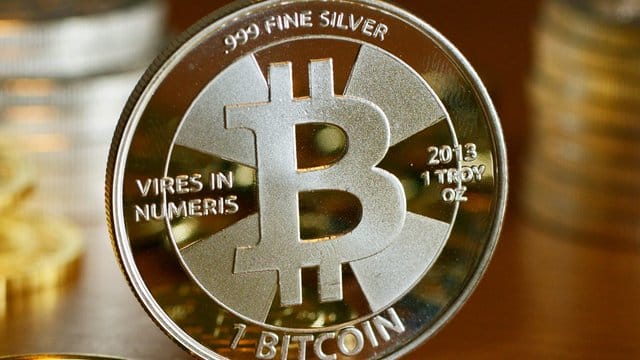 Bitcoin verlor in diesem Jahr über zwei Drittel seines Werts - das macht auch die Erzeugung der Digitalwährung weniger attraktiv. Bitcoin verlor in diesem Jahr über zwei Drittel seines Werts - das macht auch die Erzeugung der Digitalwährung weniger attraktiv.