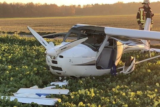 Leichtflugzeuge kollidieren bei Erkelenz