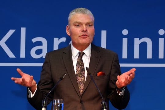Holger Stahlknecht, neuer CDU-Landesvorsitzender in Sachsen-Anhalt, sprach von einer "gelben Karte für die Bundesregierung".