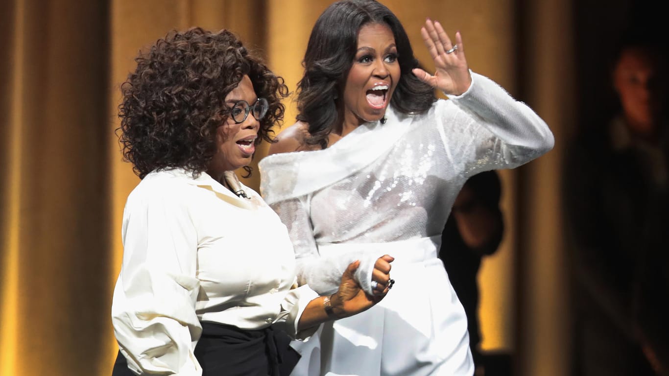 Michelle Obama beim Auftritt in Chicago mit Oprah Winfrey: Eine Buchpräsentation wie ein Pop-Konzert.