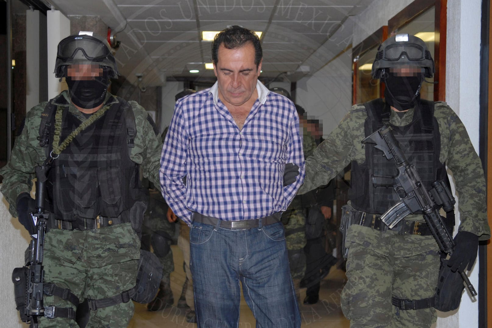 Beltrán Leyva wird von Soldaten abgeführt: Im Jahr 2014 wurde der Drogenboss gefasst, seitdem saß er im Gefängnis. (Archivbild)