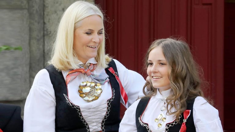 Mette-Marit und Ingrid-Alexandra: Ihre Tochter hilft der Prinzessin durch die schwere Zeit.