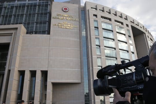 Der Prozess gegen Demirci ist der dritte gegen deutsche Staatsbürger wegen "Terrorvorwürfen" innerhalb kurzer Zeit.