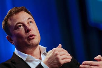 Elon Musk: Der Chef des US-amerikanischen Unternehmens für Elektroautos liebäugelt mit einer Kooperation mit Daimler.