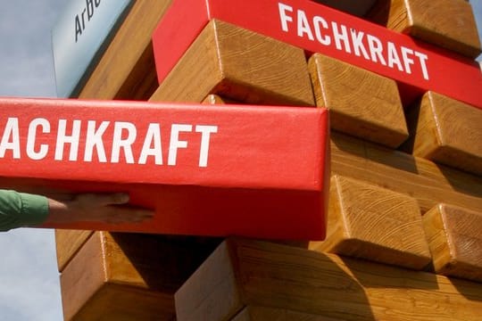 Demonstration vor dem Arbeitsministerium in Berlin.