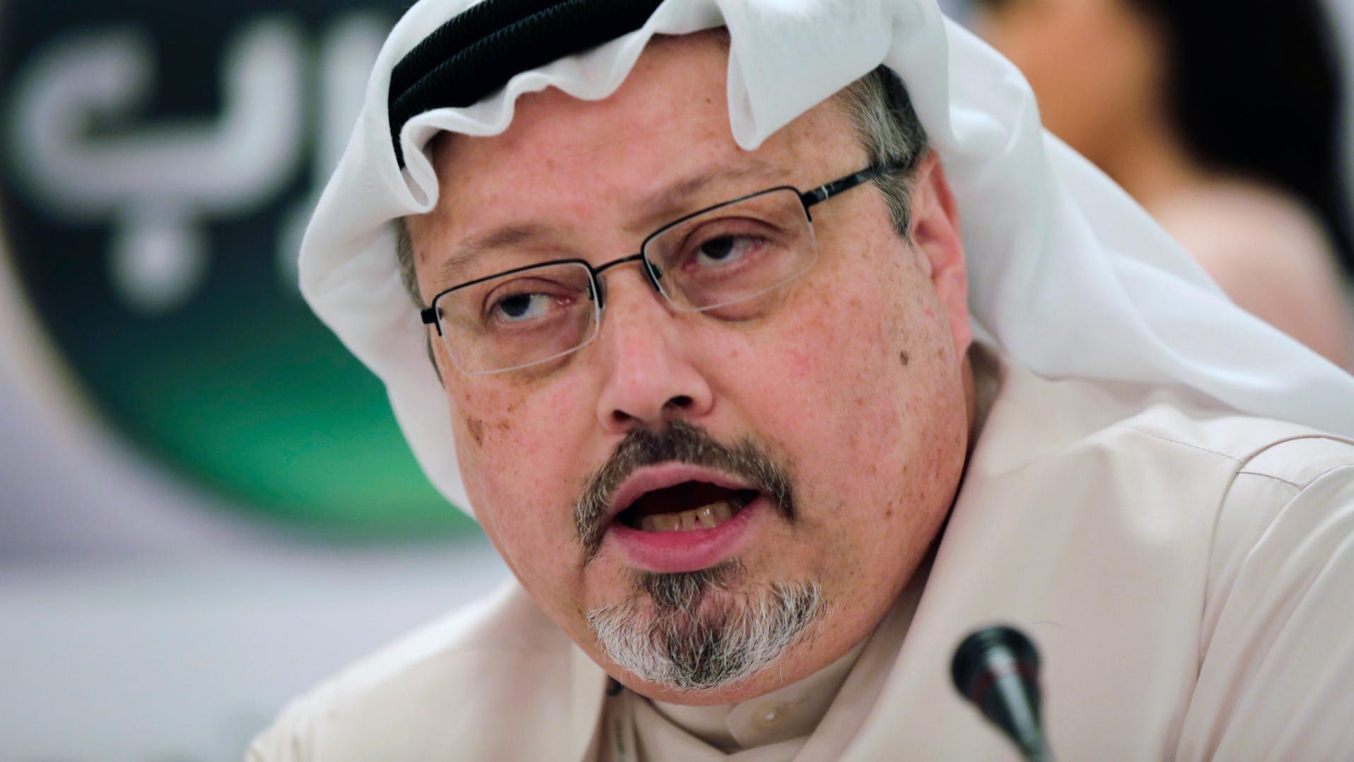 Der saudische Journalist Jamal Khashoggi spricht während einer Pressekonferenz: Eine türkische Internetseite hat nun Zitate veröffentlicht, die seine Folter beschreiben sollen.