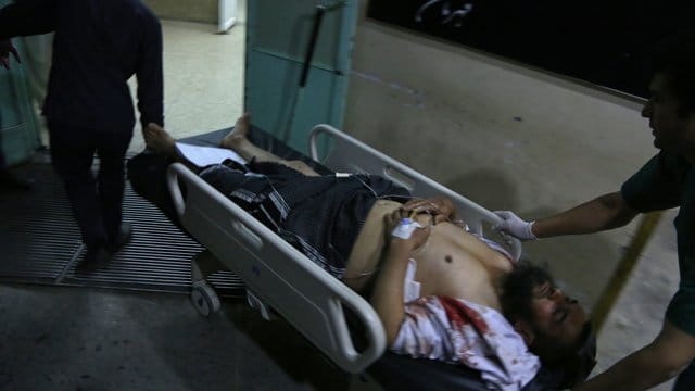 Während einer religiösen Zeremonie anlässlich des Feiertags des Geburtstags des Propheten Mohammed sprengte ein Selbstmordattentäter in die Luft und riss viele Menschen mit in den Tod.