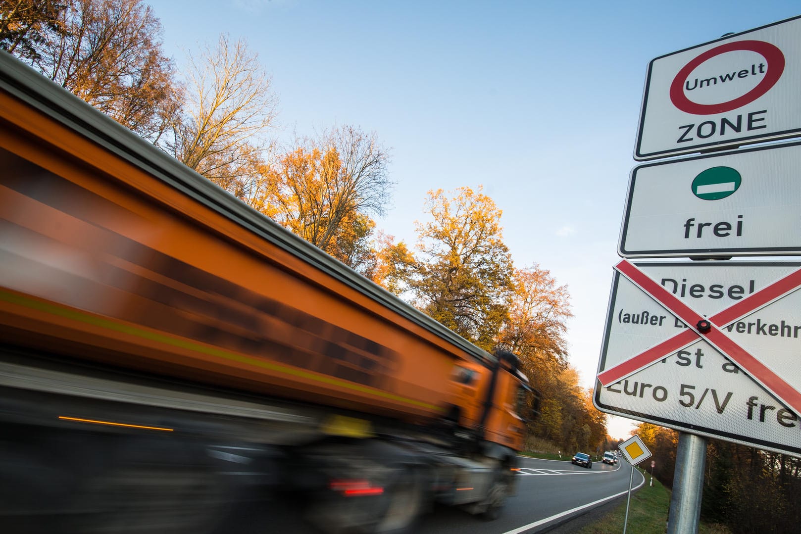Fahrverbot für alte Diesel: In etlichen Städten werden die Autos künftig ausgesperrt