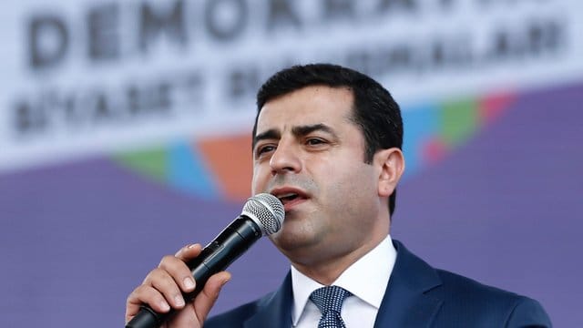 Der prokurdische Politiker und Präsidentenkandidat bei der diesjährigen Wahl in der Türkei, Selahattin Demirtas, sitzt seit November 2016 wegen Terrorvorwürfen in Untersuchungshaft.