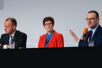 Merz, Kramp-Karrenbauer, Spahn in Idar-Oberstein: Offene Fragen zum umstrittenen Migrationspakt der Vereinten Nationen.