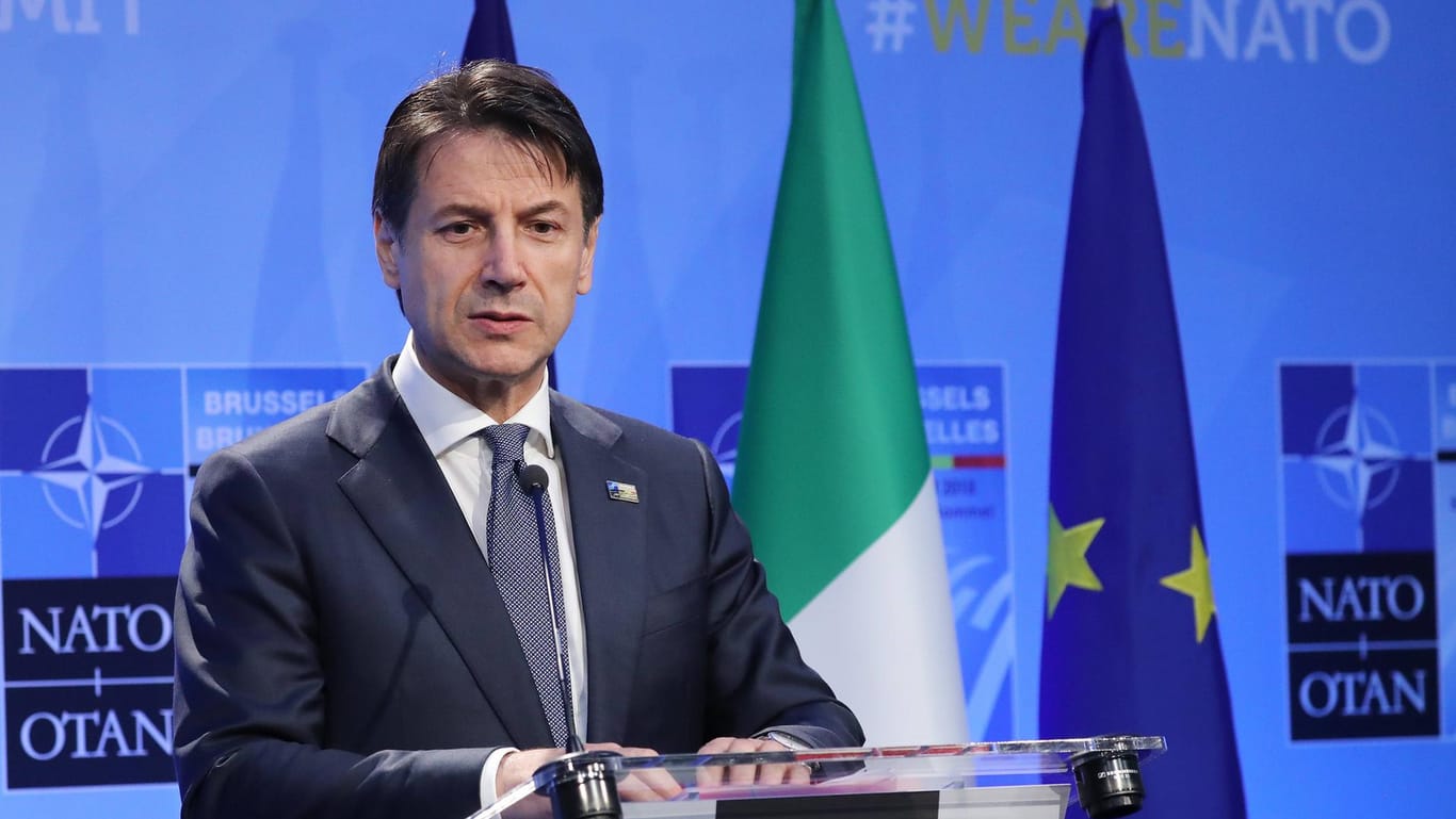 Italiens Premierminister Giuseppe Conte: Italien drohen nun Bußgelder in Milliardenhöhe.