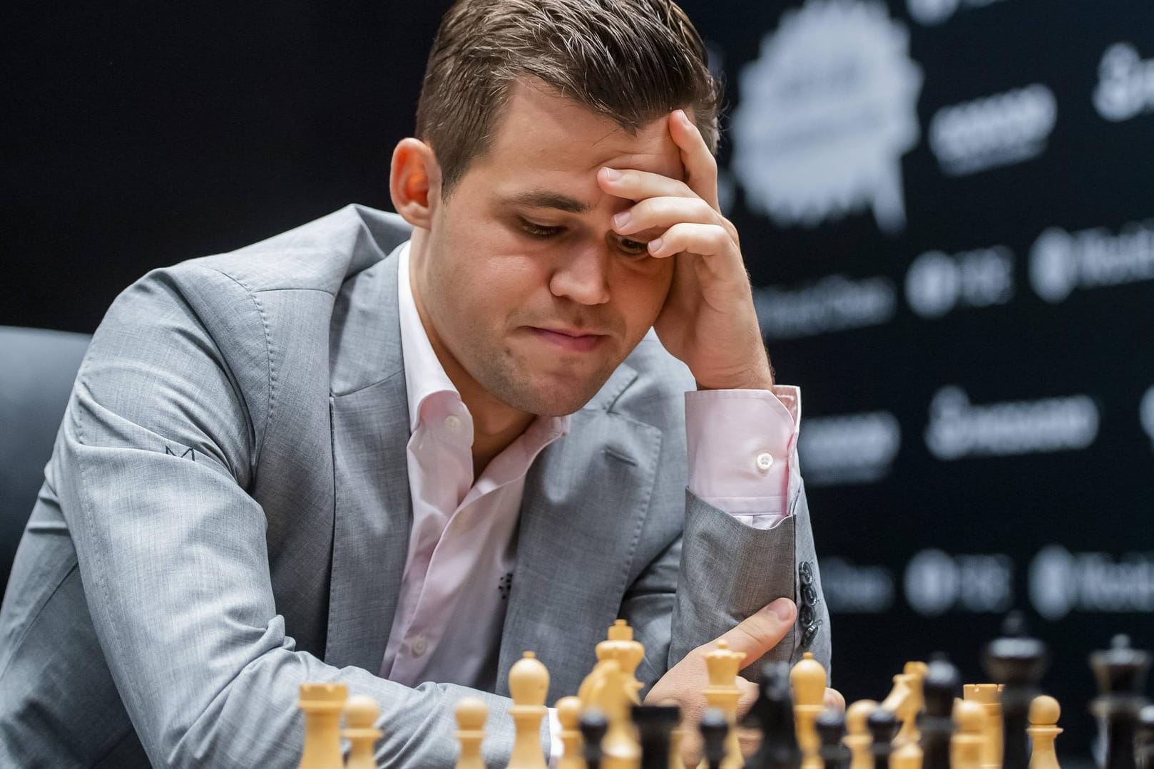 Schachweltmeister Magnus Carlsen während des WM-Duells gegen Fabiano Caruana.