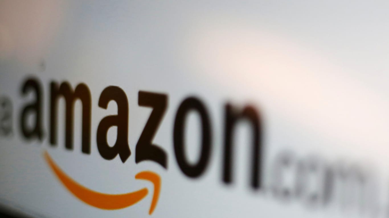 Das Amazon-Logo: Der Online-Riese hat offenbar E-Mail-Addressen und Namen von Kunden in den USA und Europa veröffentlicht.