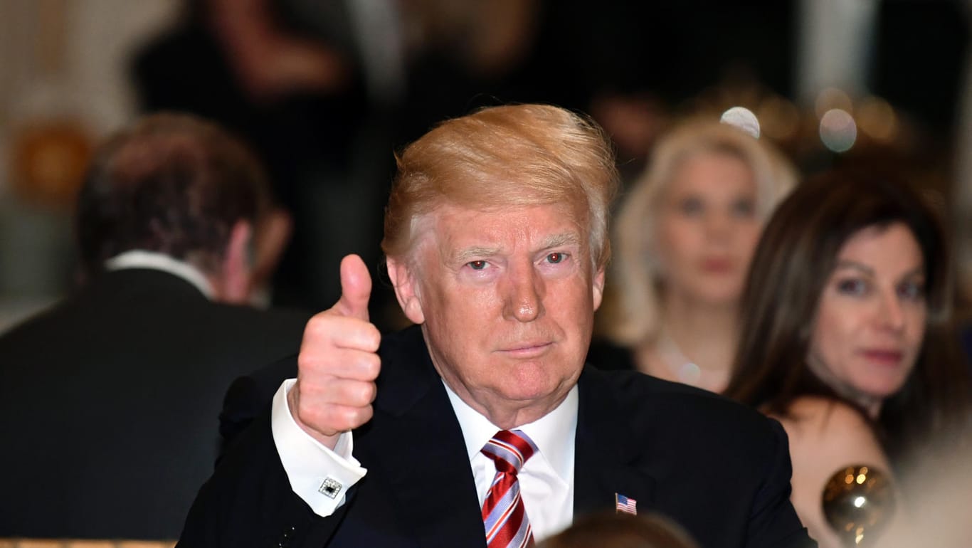 Donald Trump: Der US-Präsident gab ein Pressestatement zu Thanksgiving in seiner Mar-a-Lago-Residenz in Palm Beach.