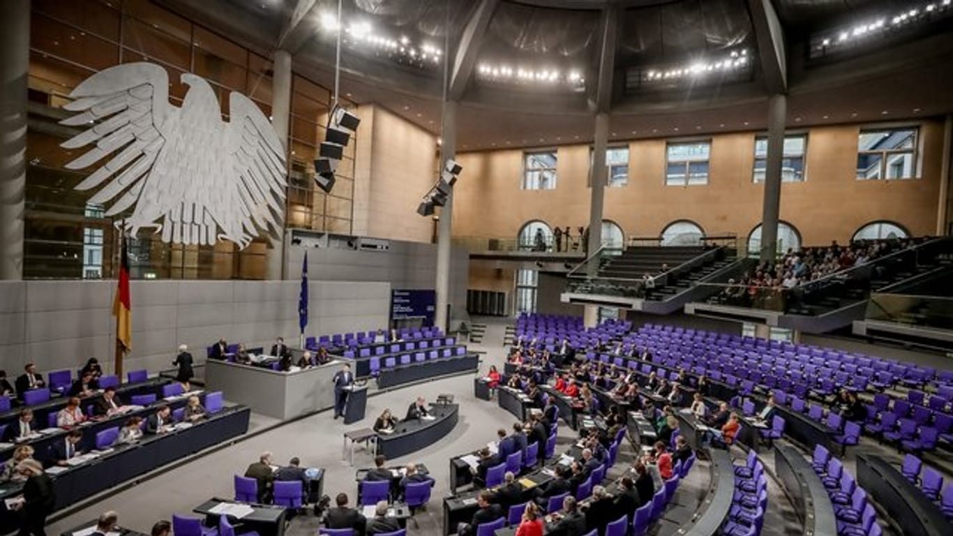 Hubertus Heil bei seiner Rede im Bundestag bei der 3.