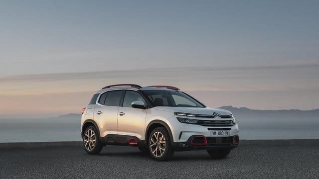 Französischer Geländegänger: Der Citroën C5 Aircross rollt zum Start zunächst nur mit Frontantrieb auf die Straße.
