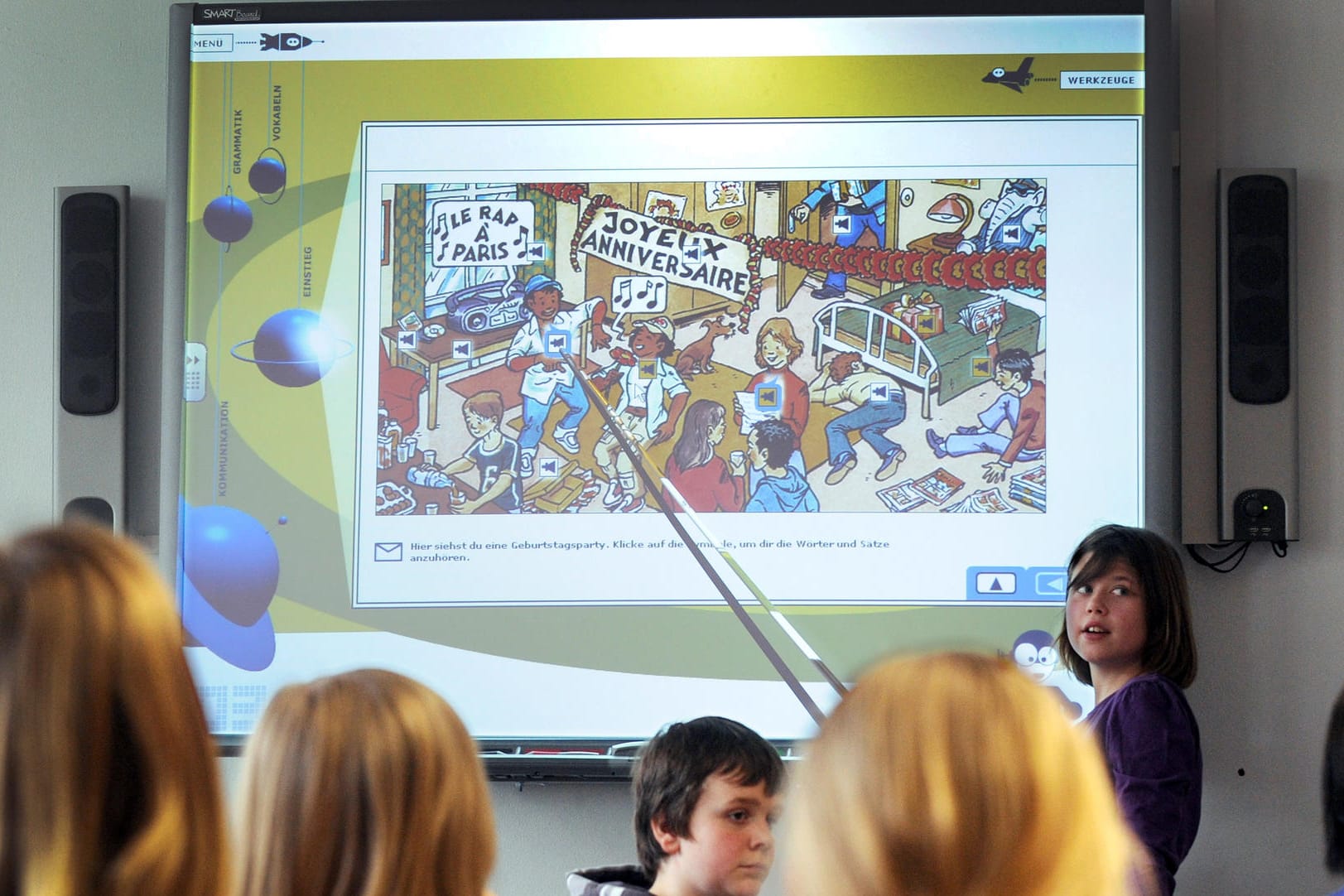 "Smartboard": Unterricht 2.0 an einer Gesamtschule. Nordrhein-Westfalen könnte künftig eine Milliarde Euro vom Bund für die Qualität der Schulen im Land bekommen.