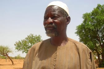 Burkina Faso: Der Landwirt Yacouba Sawadogo ist Träger des Alternativen Nobelpreises 2018. Sawadogo ist bekannt als "Mann, der die Wüste aufhielt".
