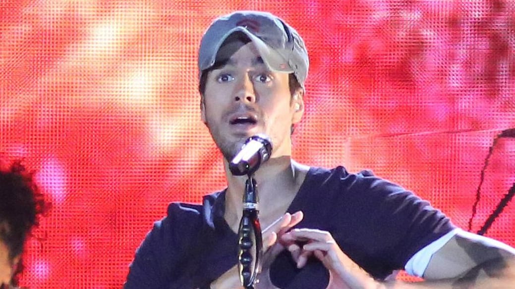 Enrique Iglesias: Nicht nur auf der Bühne erledigt der Sänger einen tollen Job, sondern auch zu Hause als Vater.