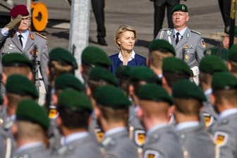 Verteidigungsministerin der Ursula von der Leyen (CDU) 20. Juli 2018 im Berliner Bendlerblock: Die Zahl der Berufs- und Zeitsoldaten soll um 4000 auf 186.000 steigen.