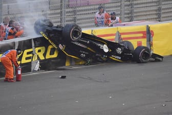 Nico Hülkenbergs Renault nach seinem Unfall.