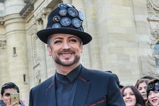 Boy George bei der Dior Fashion Show in Paris 2017.