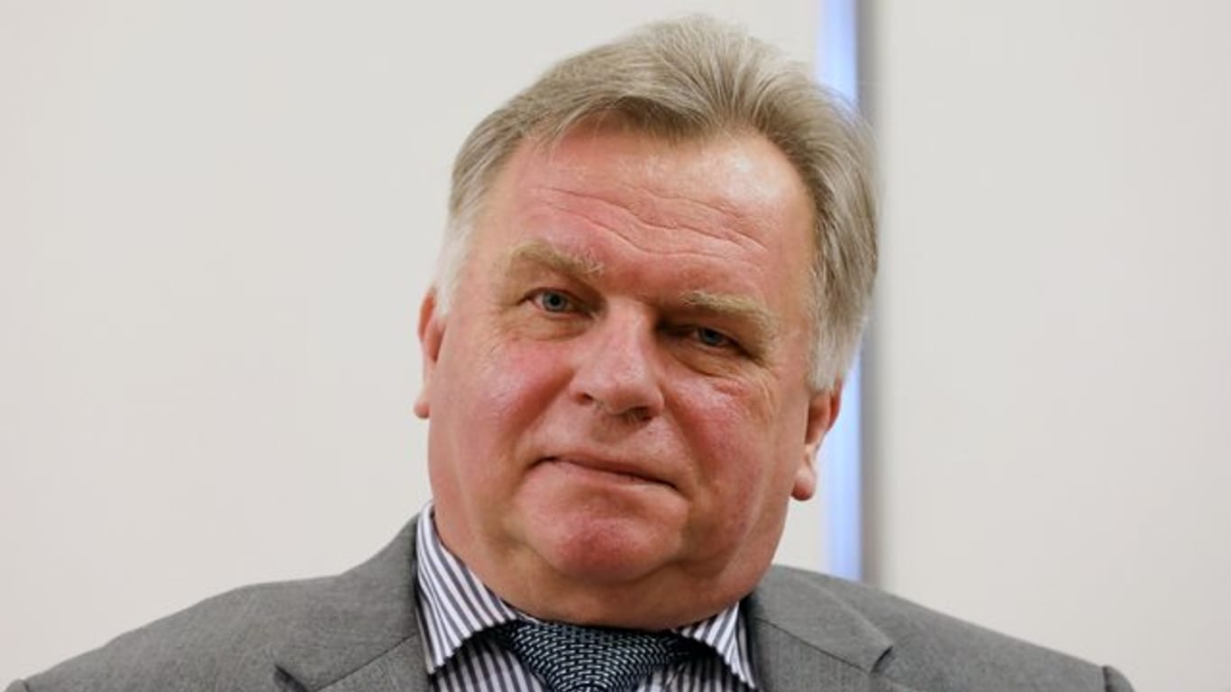 Gerüchte um Ex-Politiker Günther Krause.