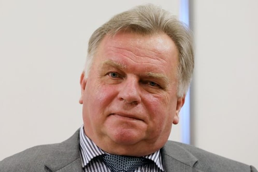 Gerüchte um Ex-Politiker Günther Krause.