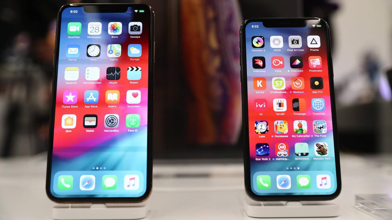 Das iPhone XS Max und iPhone XS (Symbolbild): Bestimmte Modelle der Smartphones gibt es auf Amazon günstiger als auf der Apple-Webseite.