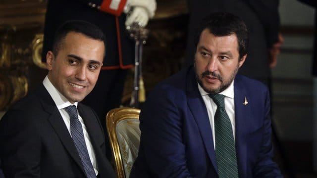Doch noch gesprächsbereit: die italienischen Vize-Premiers Luigi Di Maio (l. Doch noch gesprächsbereit: die italienischen Vize-Premiers Luigi Di Maio (l.