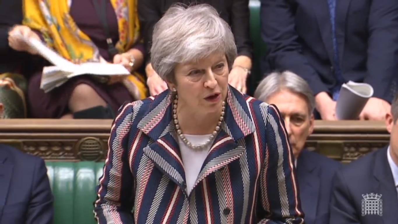 Premierministerin Theresa May spricht vor dem Unterhaus des britischen Parlaments über den Brexit: Medienberichten zufolge wird es wohl am 11. Dezember im Parlament in London zur entscheidenden Abstimmung kommen.