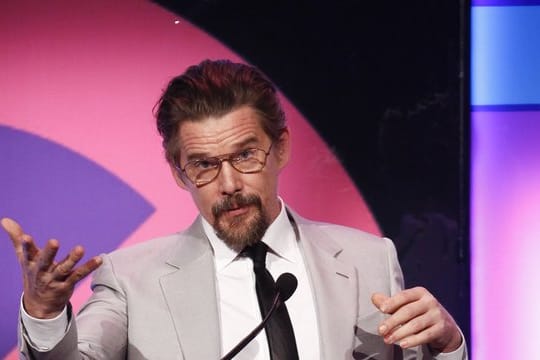 Ethan Hawke nahm in New York den Preis für den besten Darsteller entgegen.