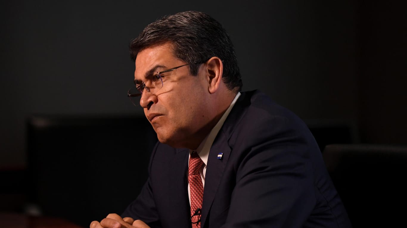 Honduras' Präsident Juan Orlando Hernandez: Sein Bruder Antonio soll die Drogen aus seinen Laboren sogar mit seinen Initialen versehen haben. (Archivbild)