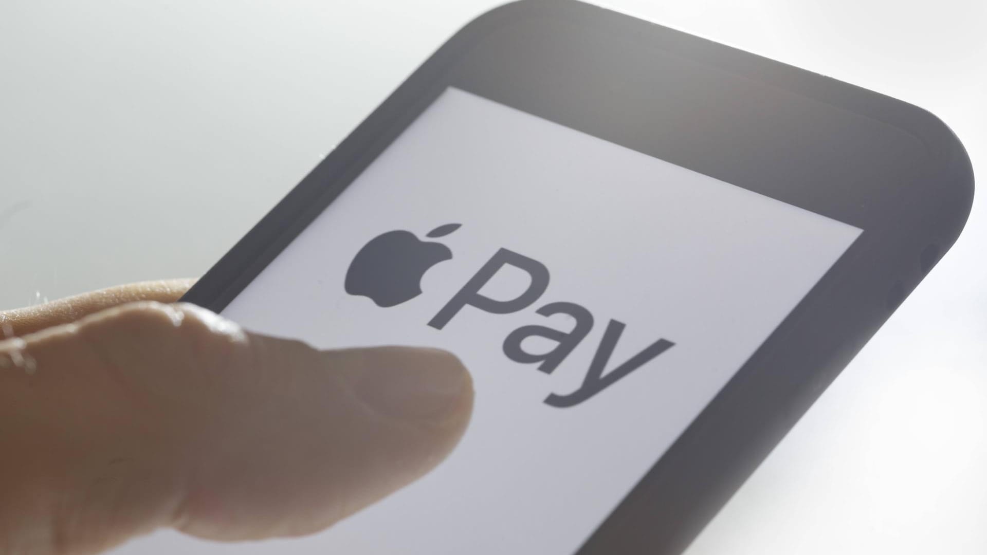 Das Logo des Zahlungssystem Apple Pay: Der Start in Deutschland wird erwartet.