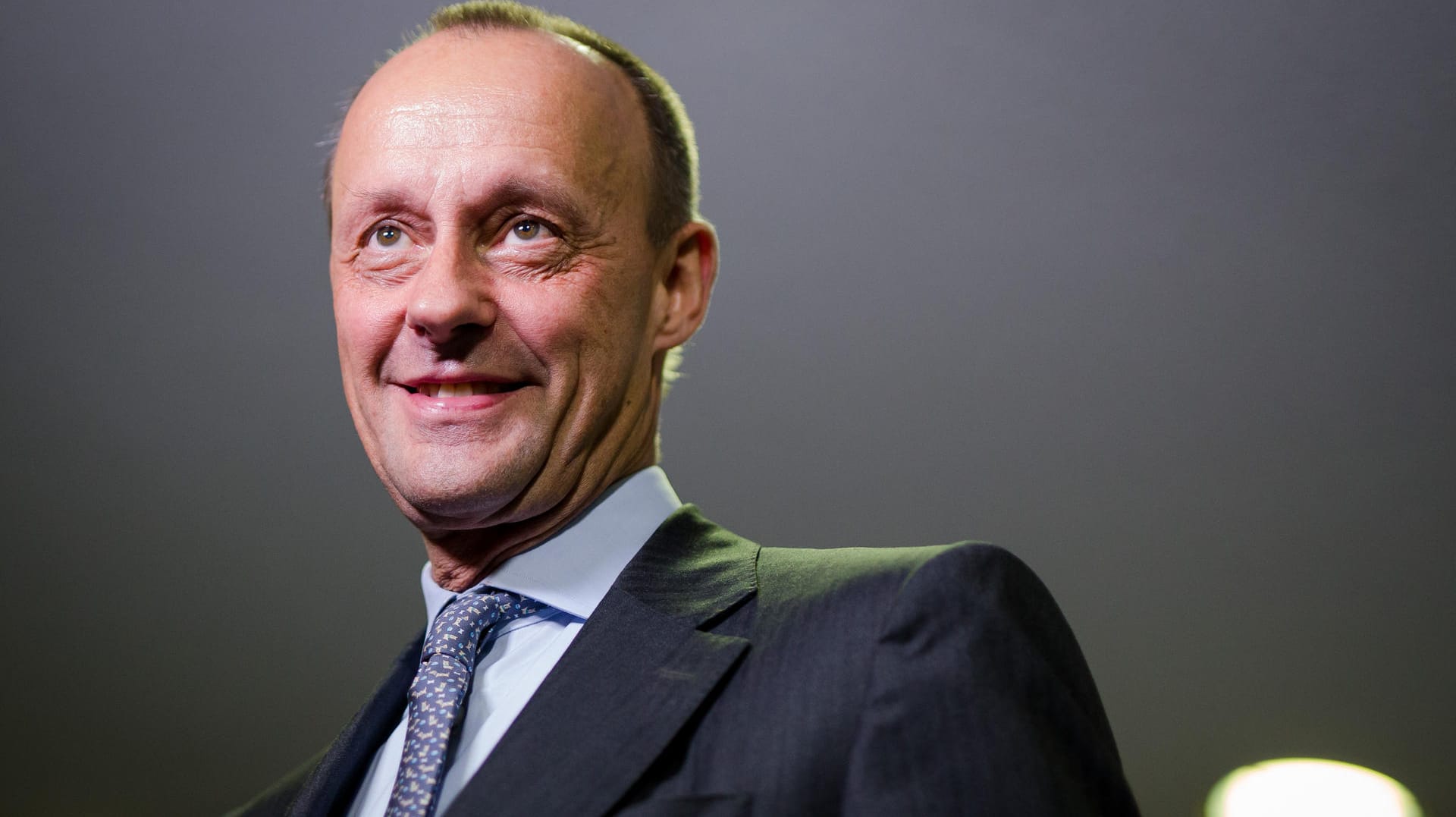 Friedrich Merz, Kandidat für den CDU-Bundesvorsitz: Merz ist neben Spahn und Kramp-Karrenbauer ein Kandidat für den CDU-Bundesvorsitz.