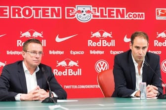 RB Leipzigs Vorstandschef Oliver Mintzlaff verwahrt sich gegen den Verdacht einer "Stallorder" beim Spiel gegen Salzburg.