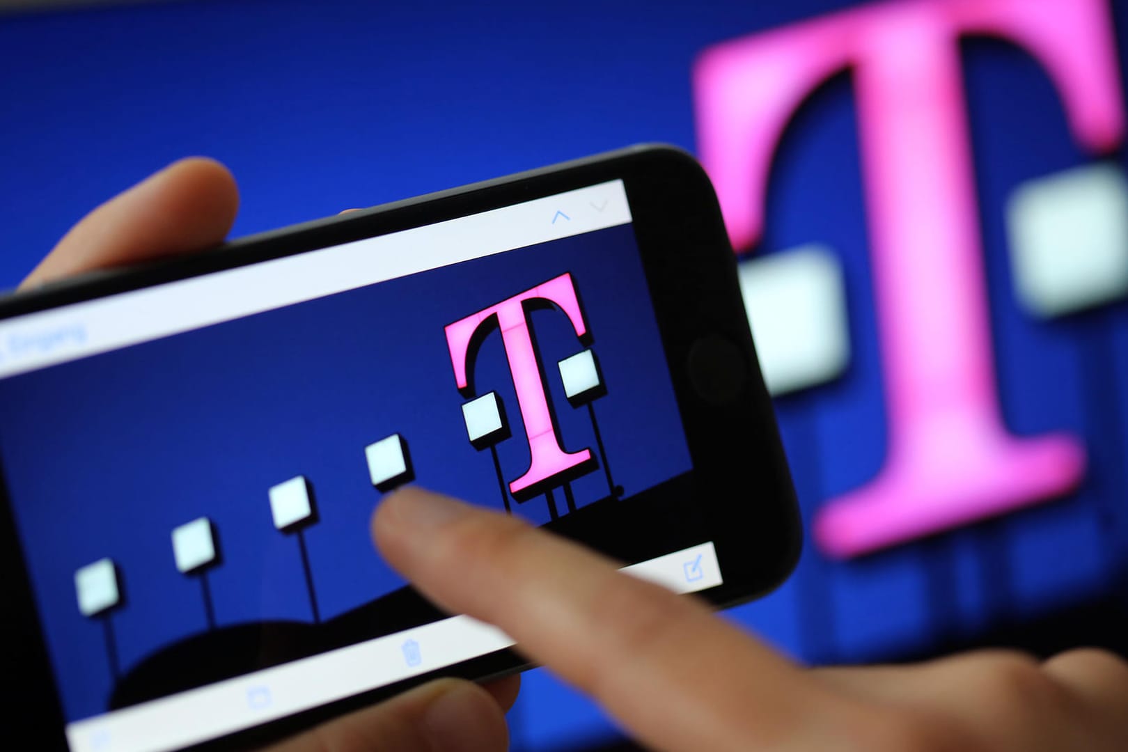 Deutsche Telekom-Logo: Der Streit um die "Stream On"-Option geht weiter.
