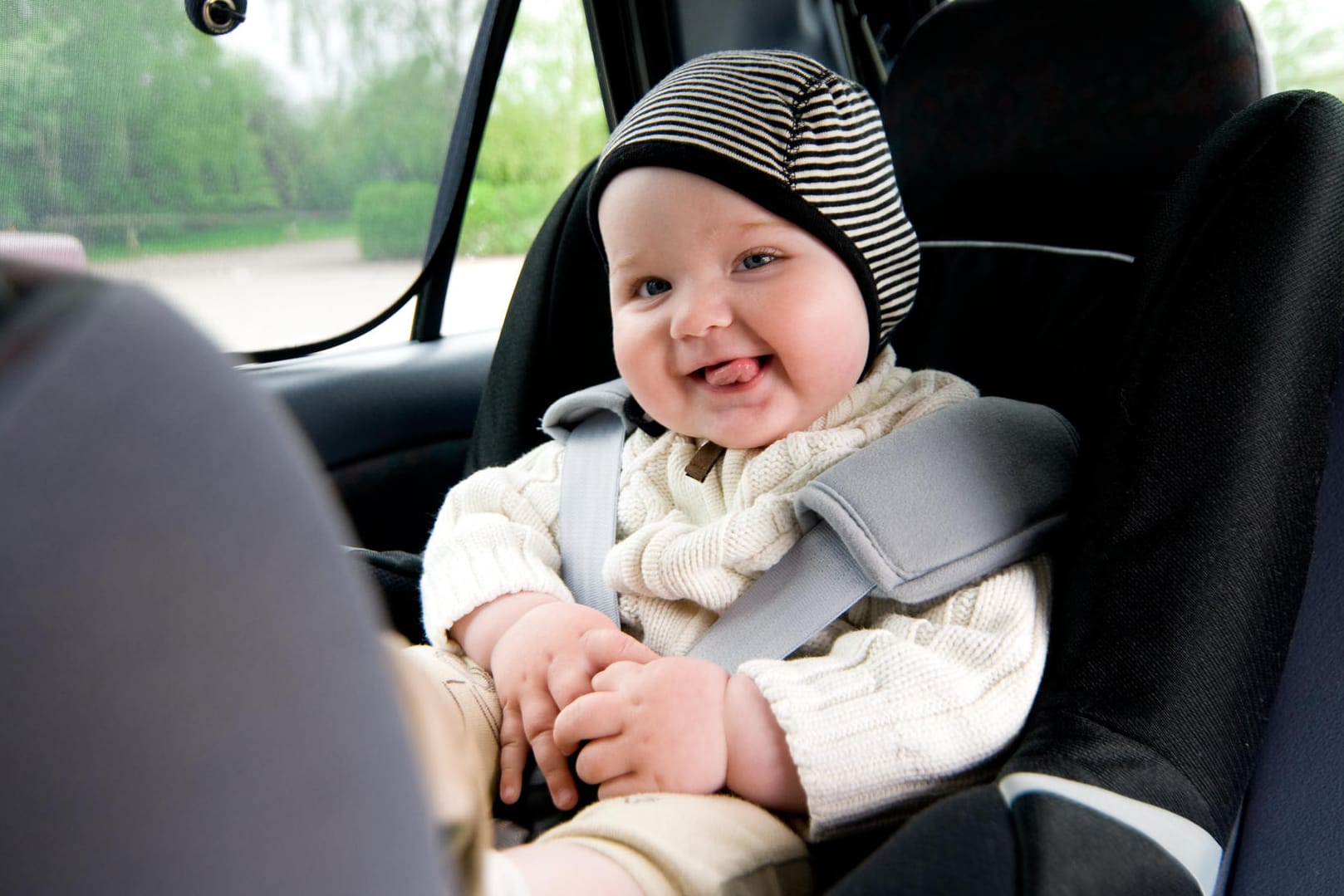 Beim Kauf eines Kindersitzes geht es um Sicherheit. Eltern sollten daher wissen, worauf es ankommt.