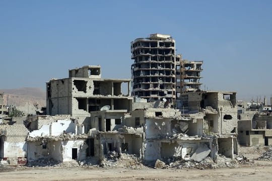Ruinen im syrischen Harasta.