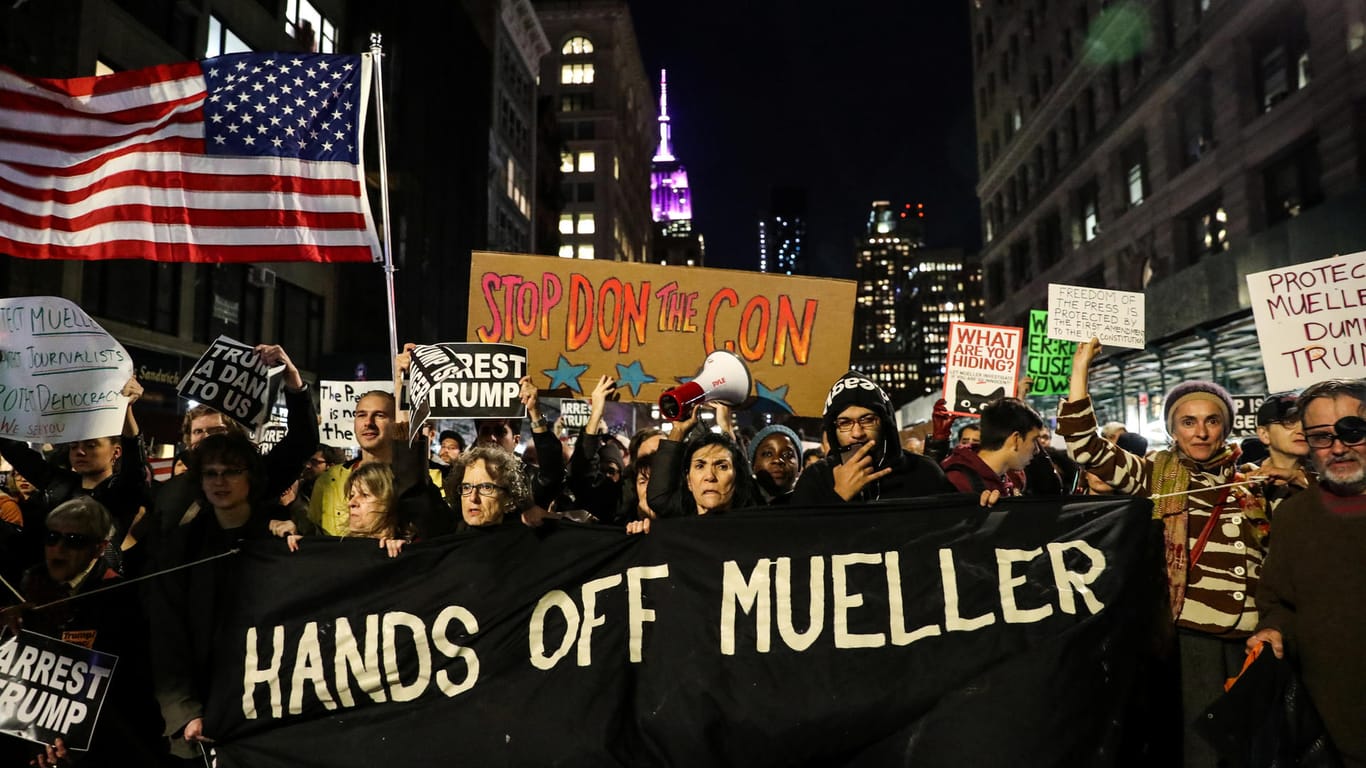 Protest gegen Trump und für Mueller in New York (am 8. November)