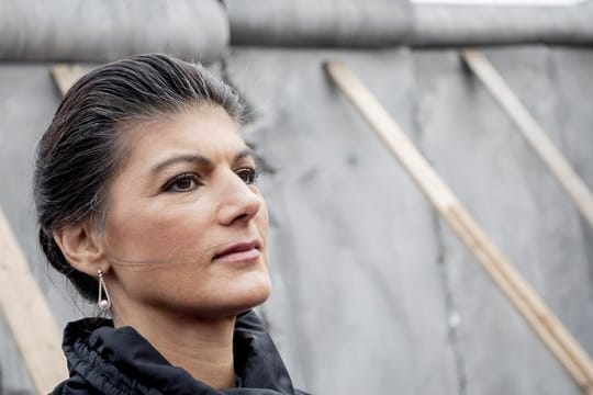 Sahra Wagenknecht: "Wir lassen uns viel zu viel von schlechten Regierungen gefallen.