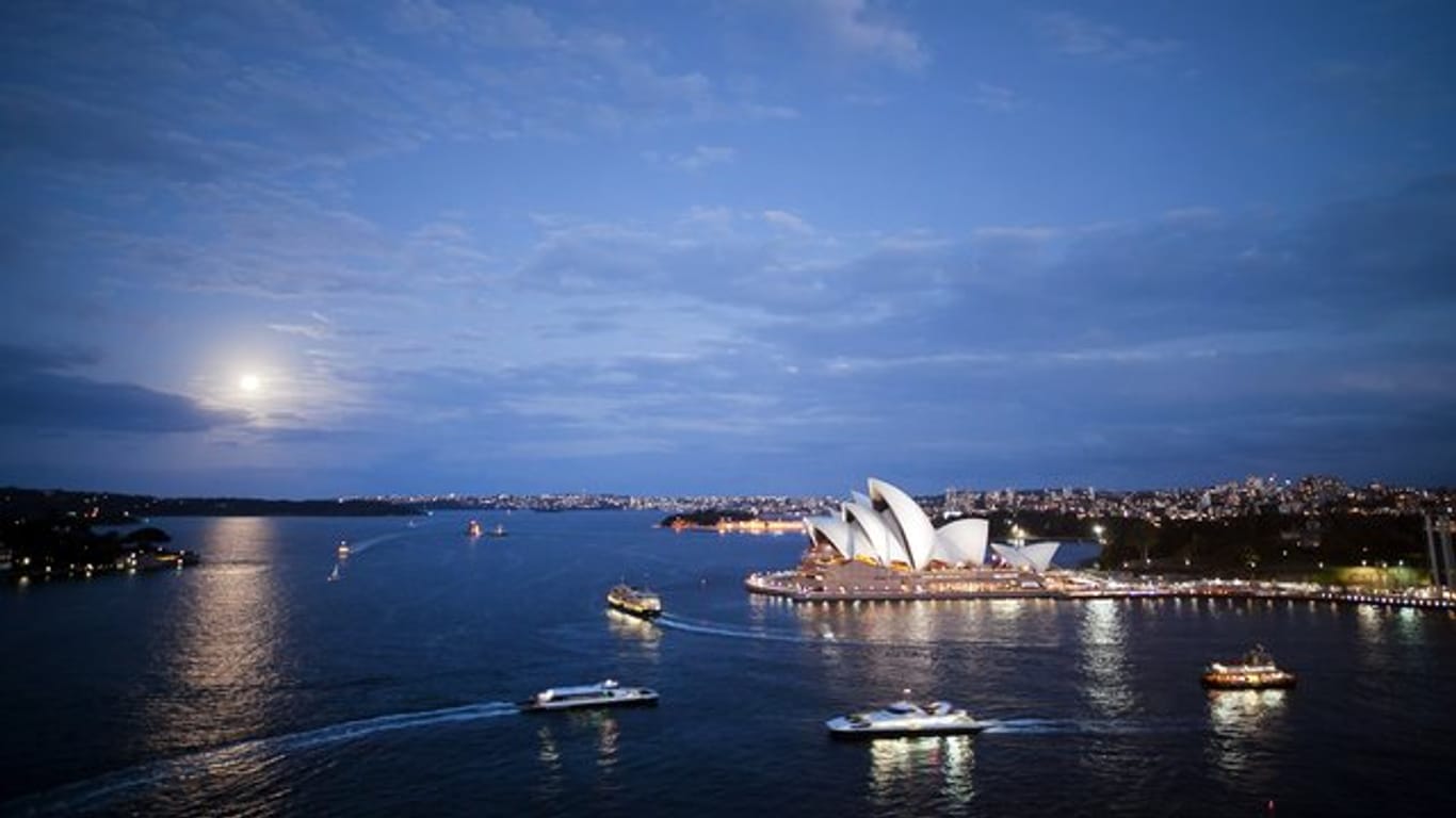 Die weltberühmte Oper im Hafen von Sydney.