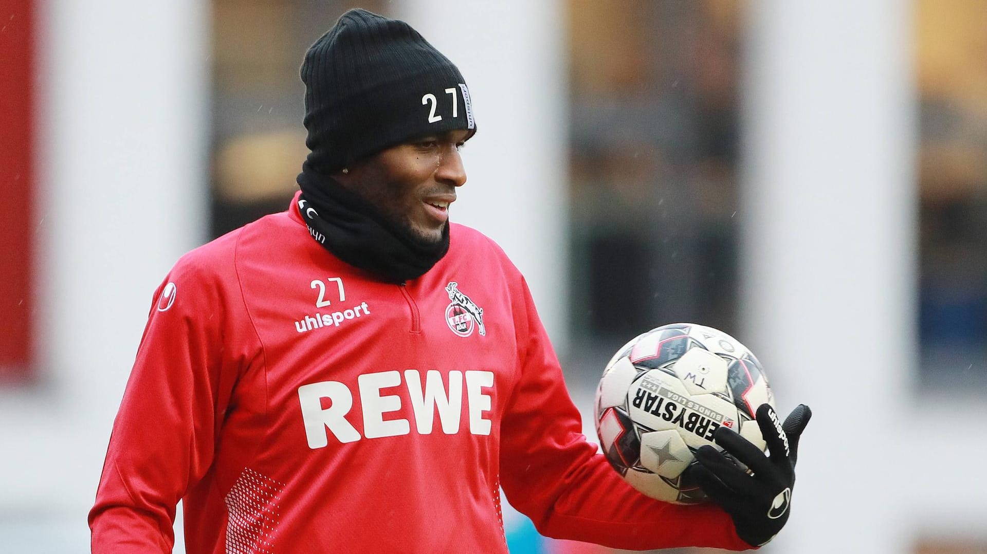 Zum Zuschauen verdammt: Anthony Modeste hat weiter keine Spielgenehmigung für den 1. FC Köln.